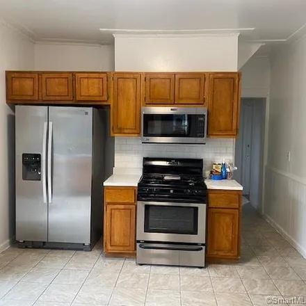 Image 5 - 559 William Street, Bridgeport, CT 06608, USA - Apartment for rent