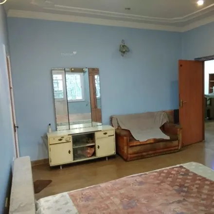 Rent this 3 bed apartment on B R Singh Hospital in Parikshit Roy Lane, Sealdah