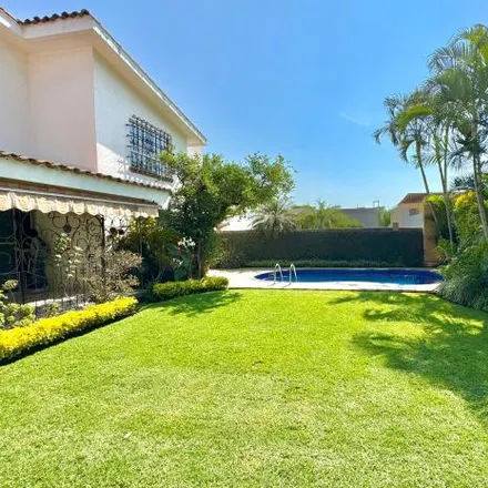 Rent this 4 bed house on Tabachines in Calle Paseo de los Tabachines, 62050 Cuernavaca