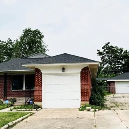Buy this 4 bed house on 3219 Rose Lane in Dallas, TX 75215