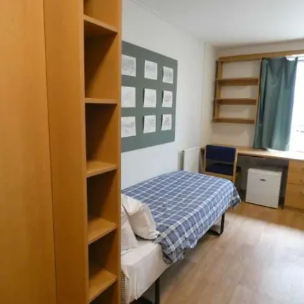 Rent this 1 bed apartment on King James Street in London, SE1 0RZ