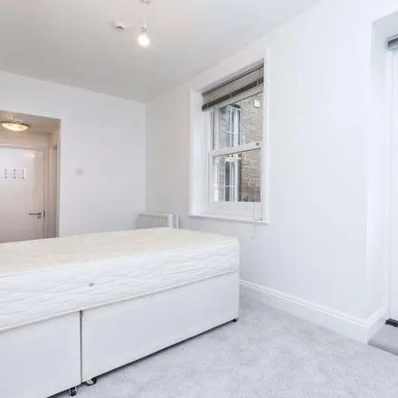 Image 3 - 63 Mill Lane, London, NW6 1NB, United Kingdom - Apartment for rent
