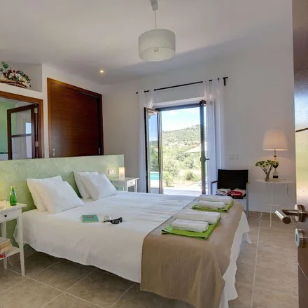 Rent this 3 bed house on Palma de Mallorca Airport in camí des Prat, 07198 Palma