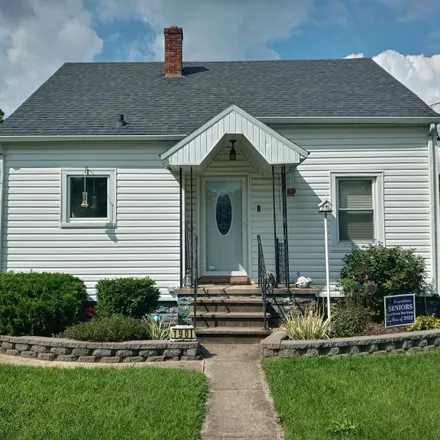 Buy this 2 bed house on 1901 West Grand Avenue in Beloit, WI 53511