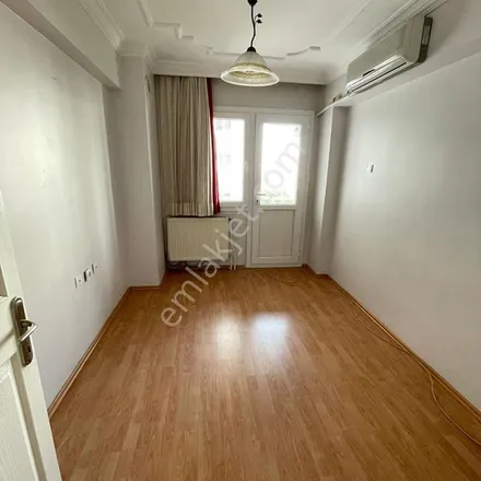 Rent this 3 bed apartment on 1413. Sokak 1 in 35390 Buca, Turkey