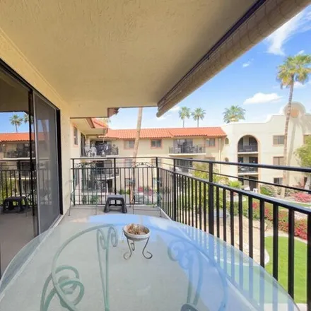 Image 8 - 10474 West Thunderbird Boulevard, Sun City CDP, AZ 85351, USA - Condo for sale