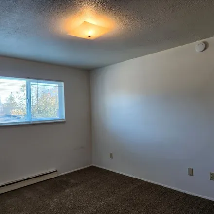 Rent this 1 bed apartment on Safeway in 600 West Cedar Street, Shelton