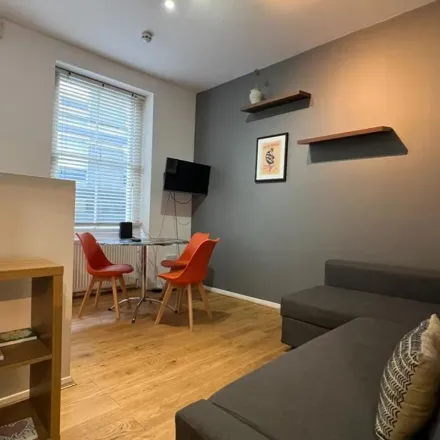 Image 2 - Maple Street, London, W1T 5AA, United Kingdom - Apartment for rent