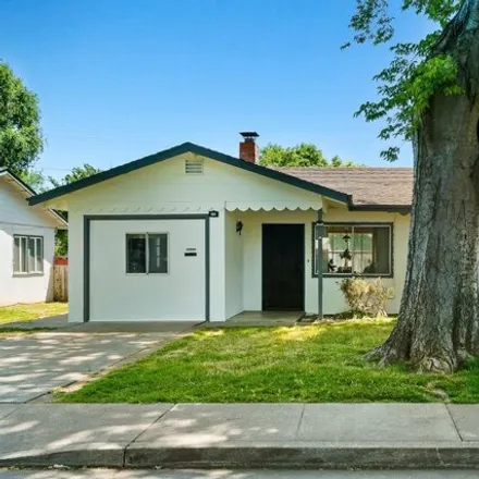 Buy this 3 bed house on 303 Bell Avenue in Fairfield, CA 94533