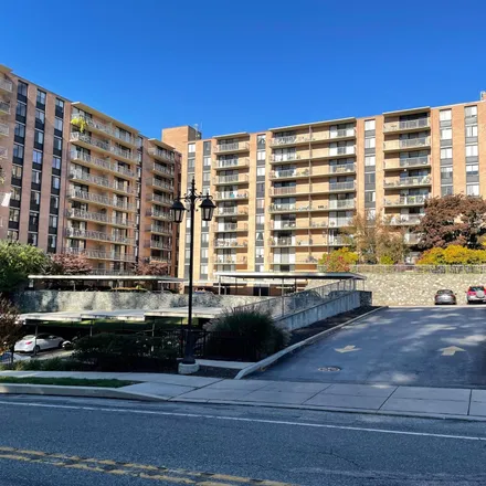 Buy this 1 bed condo on Strath Haven Condominiums in 801 Yale Avenue, Swarthmore