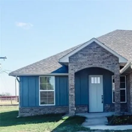 Buy this 4 bed house on 380 West Commanche Avenue in Cashion, OK 73016