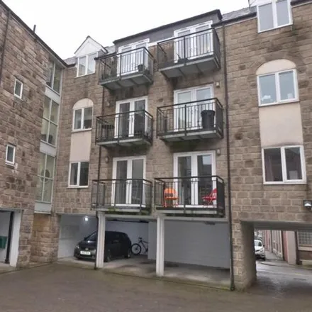 Rent this 2 bed apartment on Mowbray Square in Harrogate, HG1 5AU