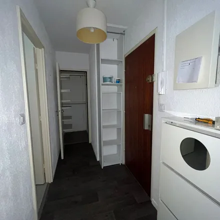 Image 3 - 3 Rue Camille Périer, 78400 Chatou, France - Apartment for rent