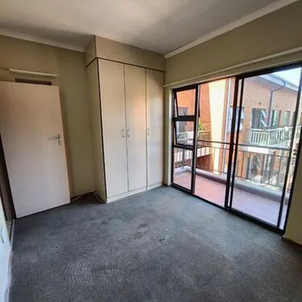 Image 2 - Campus Square, Kingsway Avenue, Rossmore, Johannesburg, 2001, South Africa - Apartment for rent