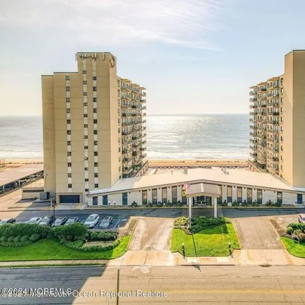 Buy this 1 bed condo on 57 Ocean Avenue in Monmouth Beach, Monmouth County