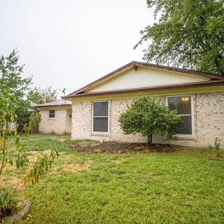 Rent this 4 bed house on 905 Longbeach Drive in Garland, TX 75043