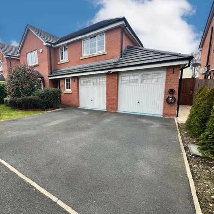 Buy this 4 bed house on Bishops Close in Poulton-le-Fylde, FY6 7GF