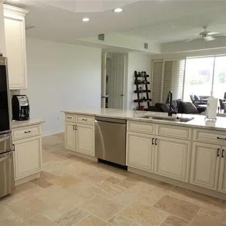 Image 4 - 5953 Trophy Drive, Collier County, FL 34110, USA - Condo for rent