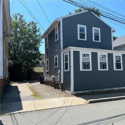 Buy this 3 bed house on 11 Simmons Street in Newport, RI 02840