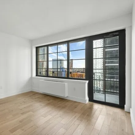 Image 2 - The Edison, 27-21 44th Drive, New York, NY 11101, USA - Condo for rent