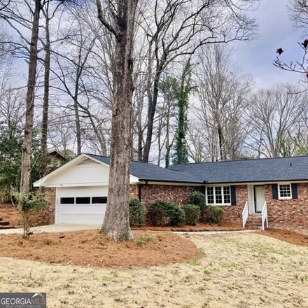 Buy this 5 bed house on 410 Cavalier Road in Athens-Clarke County Unified Government, GA 30606