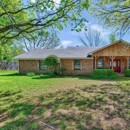 Buy this 3 bed house on 1086 J P Cave Road in Grayson County, TX 75090