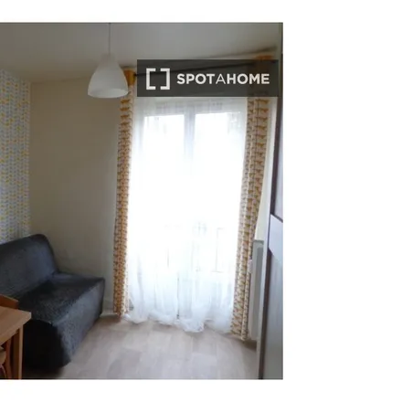 Rent this studio apartment on 40 Rue Gauthey in 75017 Paris, France
