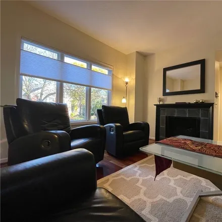 Image 3 - 103 Cornhill Place, City of Rochester, NY 14608, USA - Townhouse for sale