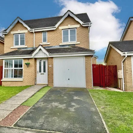 Rent this 4 bed house on Carlton Moor Crescent in Darlington, DL1 4RF