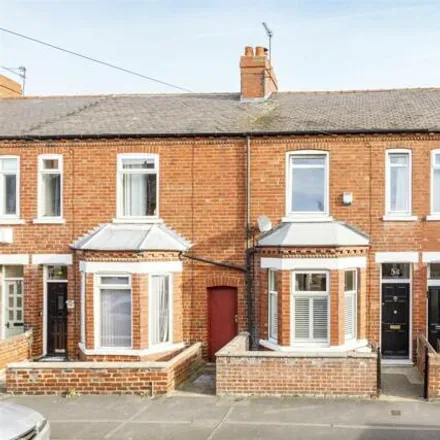 Buy this 3 bed townhouse on Cromer Street in York, YO30 6DL