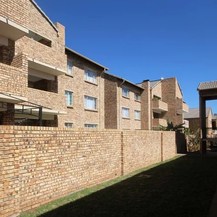Rent this 2 bed apartment on unnamed road in Celtisdal, Gauteng