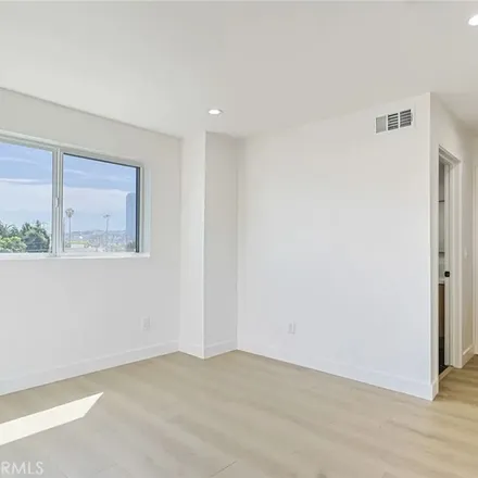 Image 8 - 6002 Comey Avenue, Los Angeles, CA 90034, USA - Apartment for rent