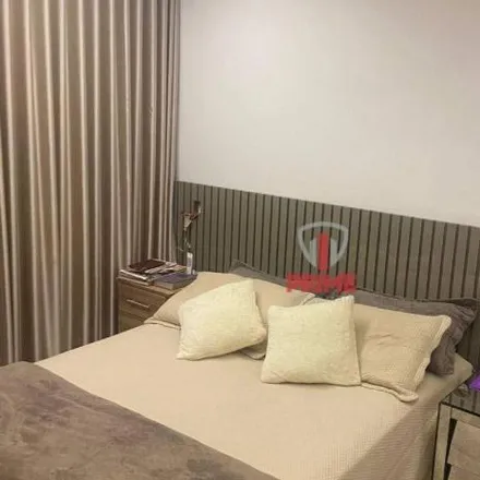 Buy this 3 bed apartment on Edifício Amsterdan in Rua Paranaguá 66, Higienópolis