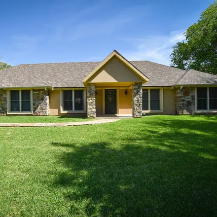 Buy this 5 bed house on 231 West Cumberland Road in Tyler, TX 75703