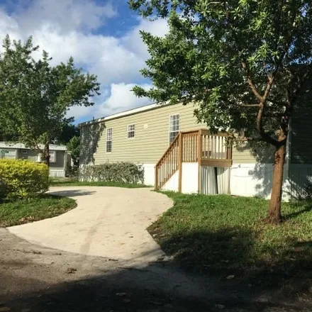 Image 2 - Pembrook Lane, Coconut Creek, FL 33073, USA - Apartment for sale