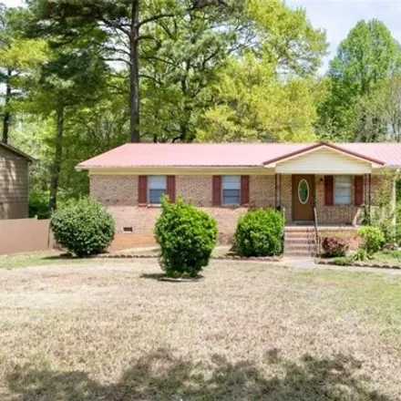 Buy this 3 bed house on 354 Five Acre Road in Hueytown, AL 35023