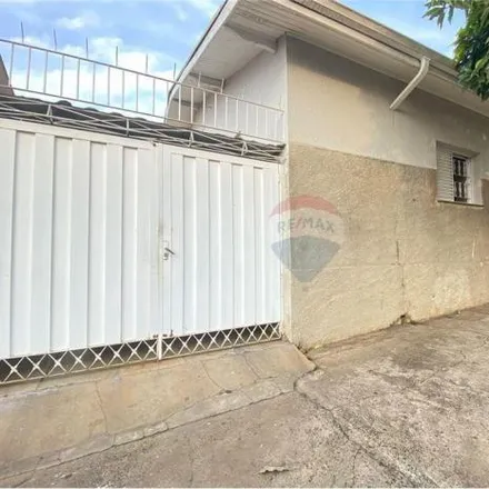 Buy this 3 bed house on Rua Zeferino Bacchi in Higienópolis, Piracicaba - SP