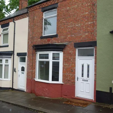 Rent this 2 bed townhouse on Cartmell Terrace in Darlington, DL3 6QN