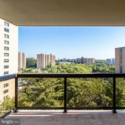 Image 6 - Yoakum Pkwy + Edsall Rd, Yoakum Parkway, Alexandria, VA 22304, USA - Condo for sale