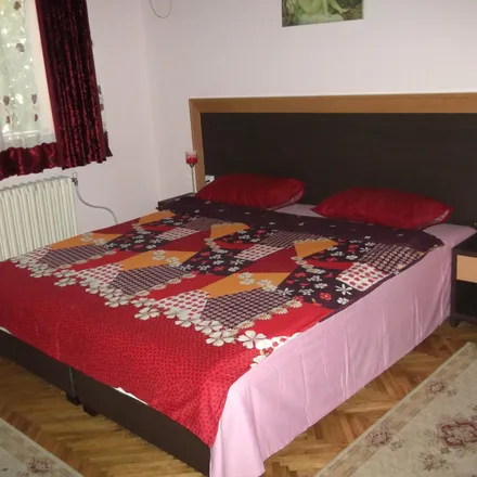 Image 5 - Востаничка, 1000 Skopje, North Macedonia - Room for rent