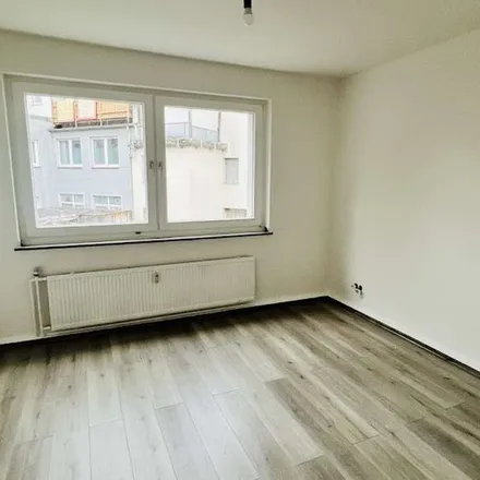 Image 8 - Lösorter Straße 6, 47137 Duisburg, Germany - Apartment for rent