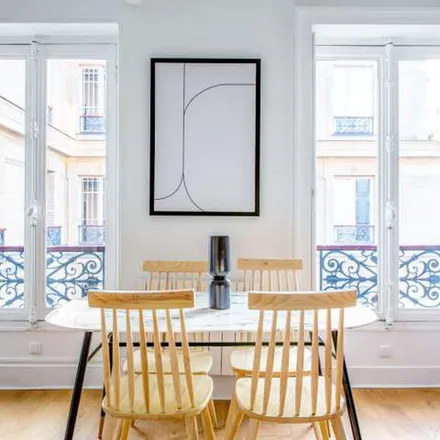 Image 8 - 10 Rue des Lombards, 75004 Paris, France - Apartment for rent