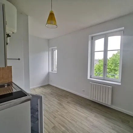 Rent this 1 bed apartment on 21 Rue de Strasbourg in 44000 Nantes, France