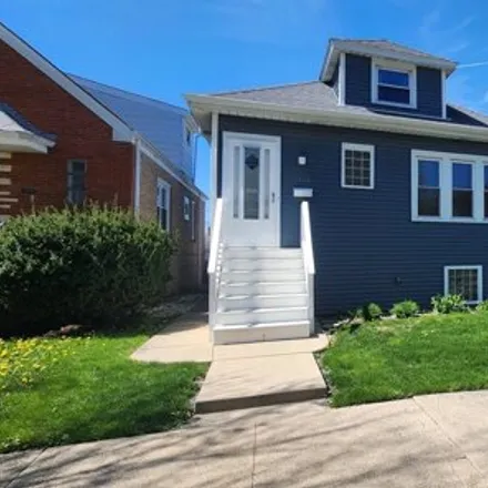 Buy this 4 bed house on 3332 North Overhill Avenue in Chicago, IL 60634