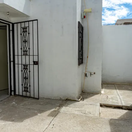 Buy this studio house on Calle Bosques Noruegos 109 in Bosques Reales, 37550 León