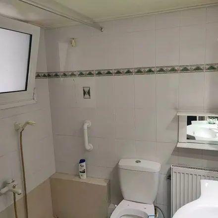 Rent this 2 bed apartment on Άγιος Νικόλαος in Βασιλέως Γεωργίου Β', Chalandri
