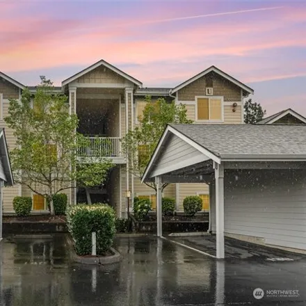 Buy this 2 bed condo on 15150 140th Way Southeast in Maplewood, Renton