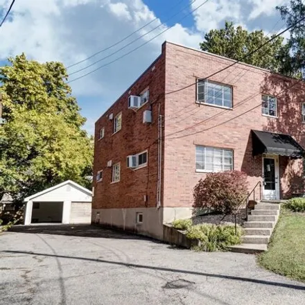 Image 1 - 2744 Atlantic Avenue, Cincinnati, OH 45209, USA - Apartment for rent