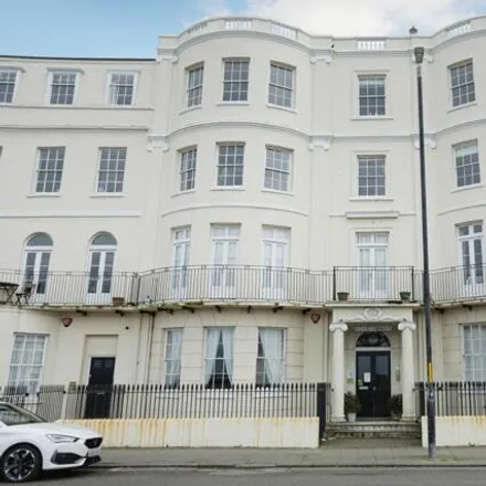 Image 1 - Winter Gardens, Fort Crescent, Margate Old Town, Margate, CT9 1HX, United Kingdom - Apartment for sale