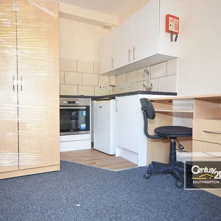 Rent this 1 bed apartment on Element Hairdressers in 282 Portswood Road, Southampton